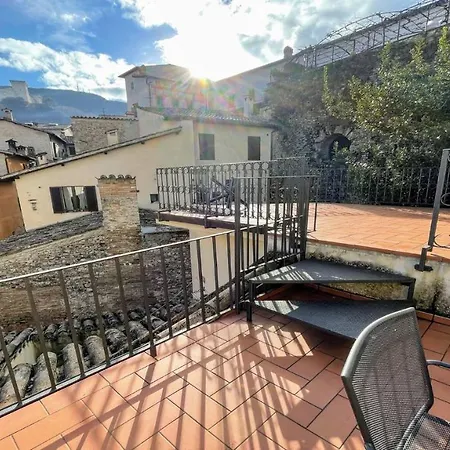 Duomo Apt With Spectacular Terrace, Sleeps 6 No001