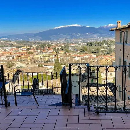 Duomo Apt With Spectacular Terrace, Sleeps 6 No001 Apartment
